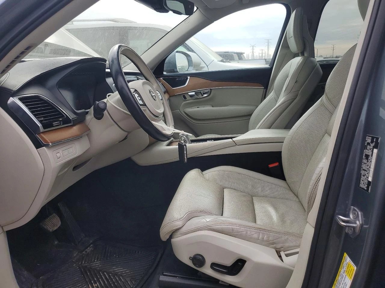 Volvo Xc90 T8, снимка 5 - Автомобили и джипове - 54063717