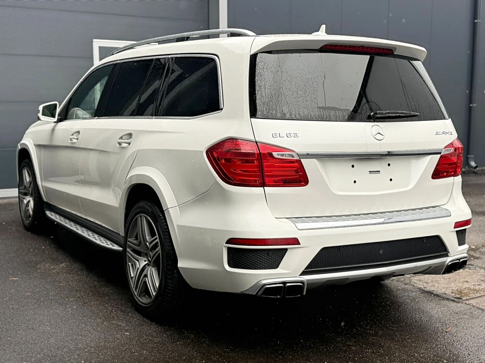 Mercedes-Benz GL 63 AMG Mercedes GL63 AMG* 3xTV* 360* VENT+ HEAT* PANORAMA, снимка 8 - Автомобили и джипове - 54074703