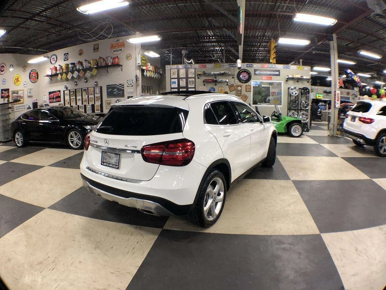 Mercedes-Benz GLA 4MATIC LEATHER PAN/ROOF CARPLAY B/SPOT CAM | Mobile.bg � ����������� 6