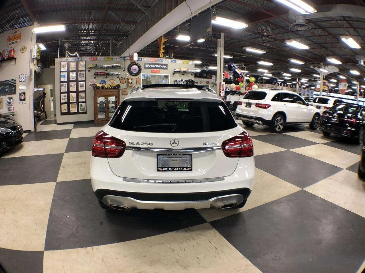 Mercedes-Benz GLA 4MATIC LEATHER PAN/ROOF CARPLAY B/SPOT CAM | Mobile.bg � ����������� 5