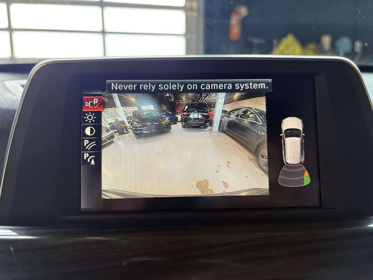 BMW X1 xDrive28i| Lane Assist| Подгреви| Memory| , снимка 14 - Автомобили и джипове - 54456647