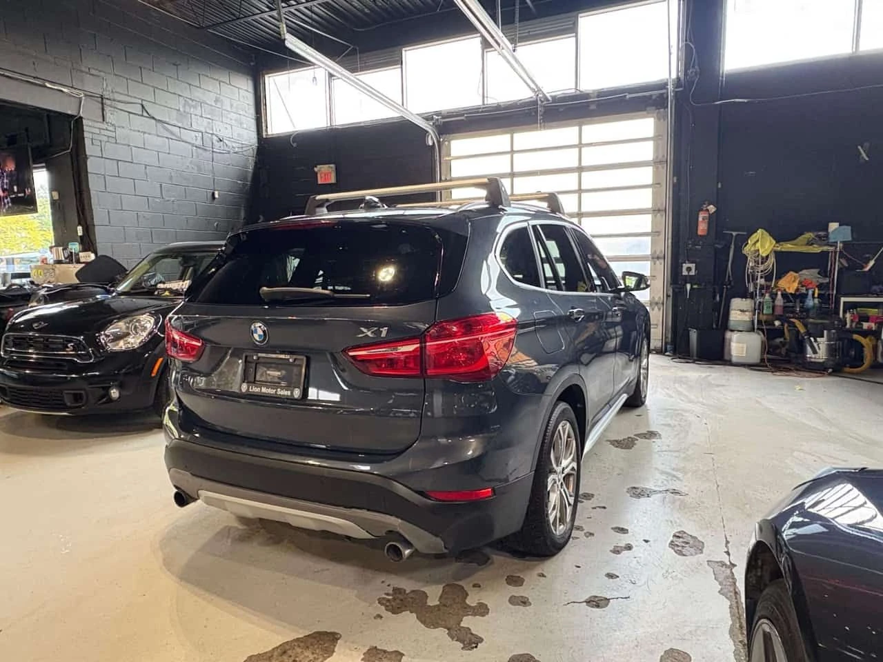 BMW X1 xDrive28i| Lane Assist| Подгреви| Memory| , снимка 5 - Автомобили и джипове - 54456647