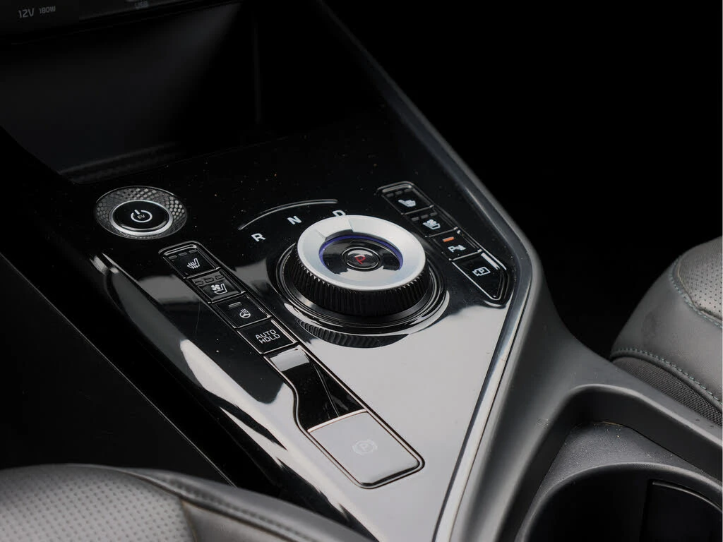 Kia Niro EV Wave FWD, снимка 14 - Автомобили и джипове - 54492151