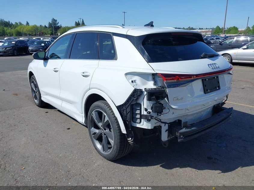 Audi Q4 E-Tron Premium Plus 50 Quattro, снимка 3 - Автомобили и джипове - 54769848