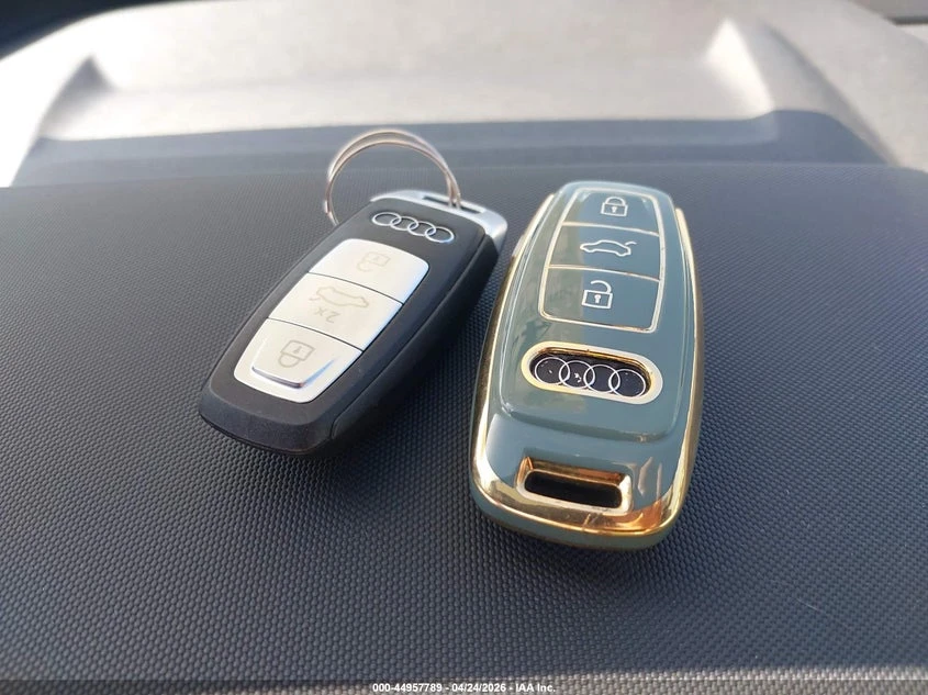 Audi Q4 E-Tron Premium Plus 50 Quattro, снимка 11 - Автомобили и джипове - 54769848
