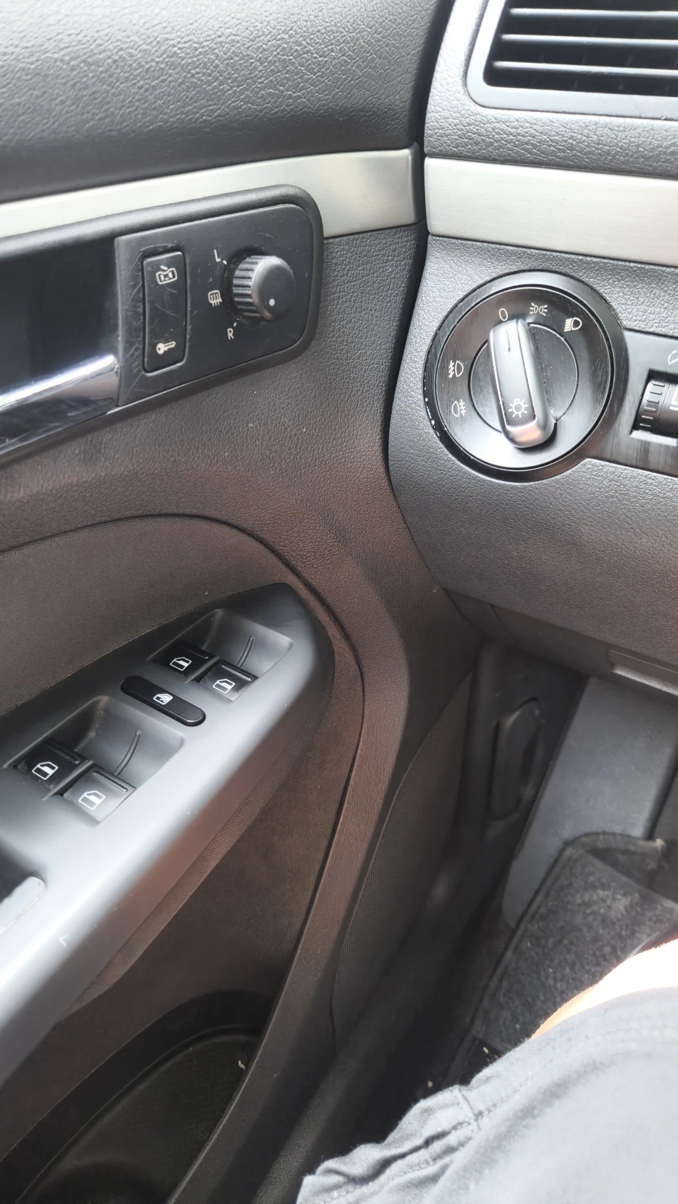 VW Tayron 1.9TDI 105k.c 6ck., снимка 8 - Автомобили и джипове - 54783928