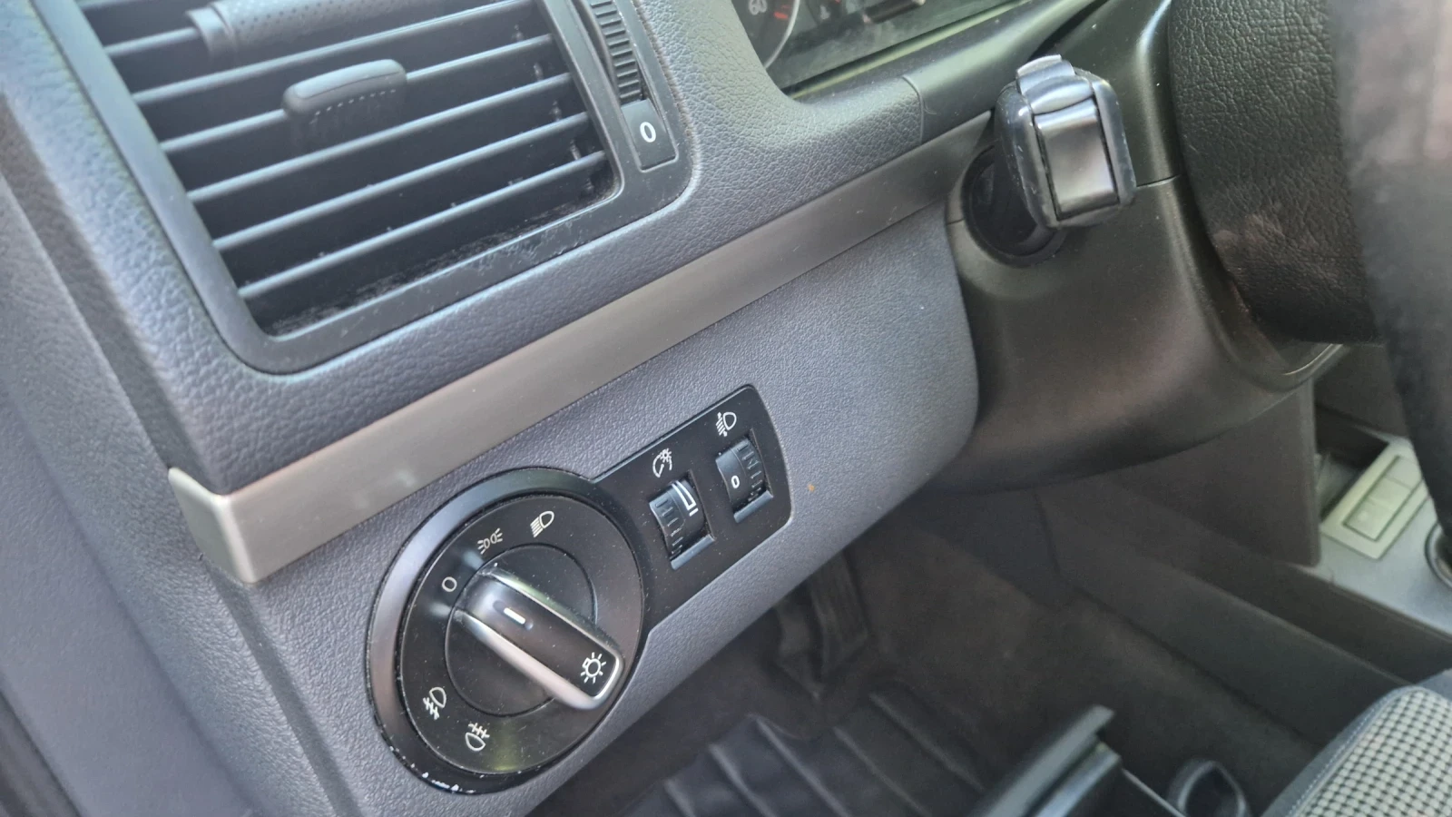 VW Tayron 1.9TDI 105k.c, снимка 7 - Автомобили и джипове - 54934874