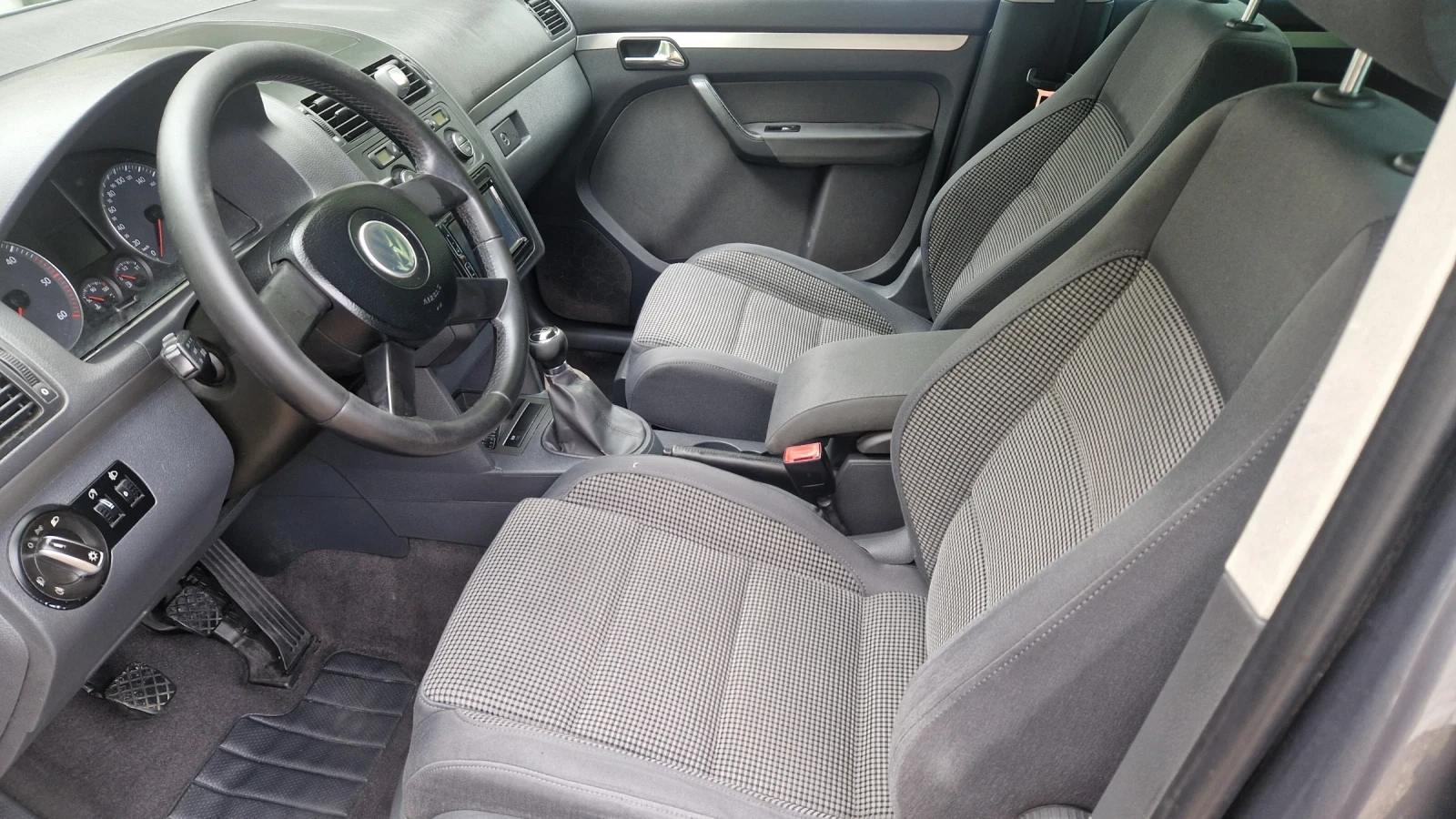 VW Tayron 1.9TDI 105k.c, снимка 11 - Автомобили и джипове - 54934874