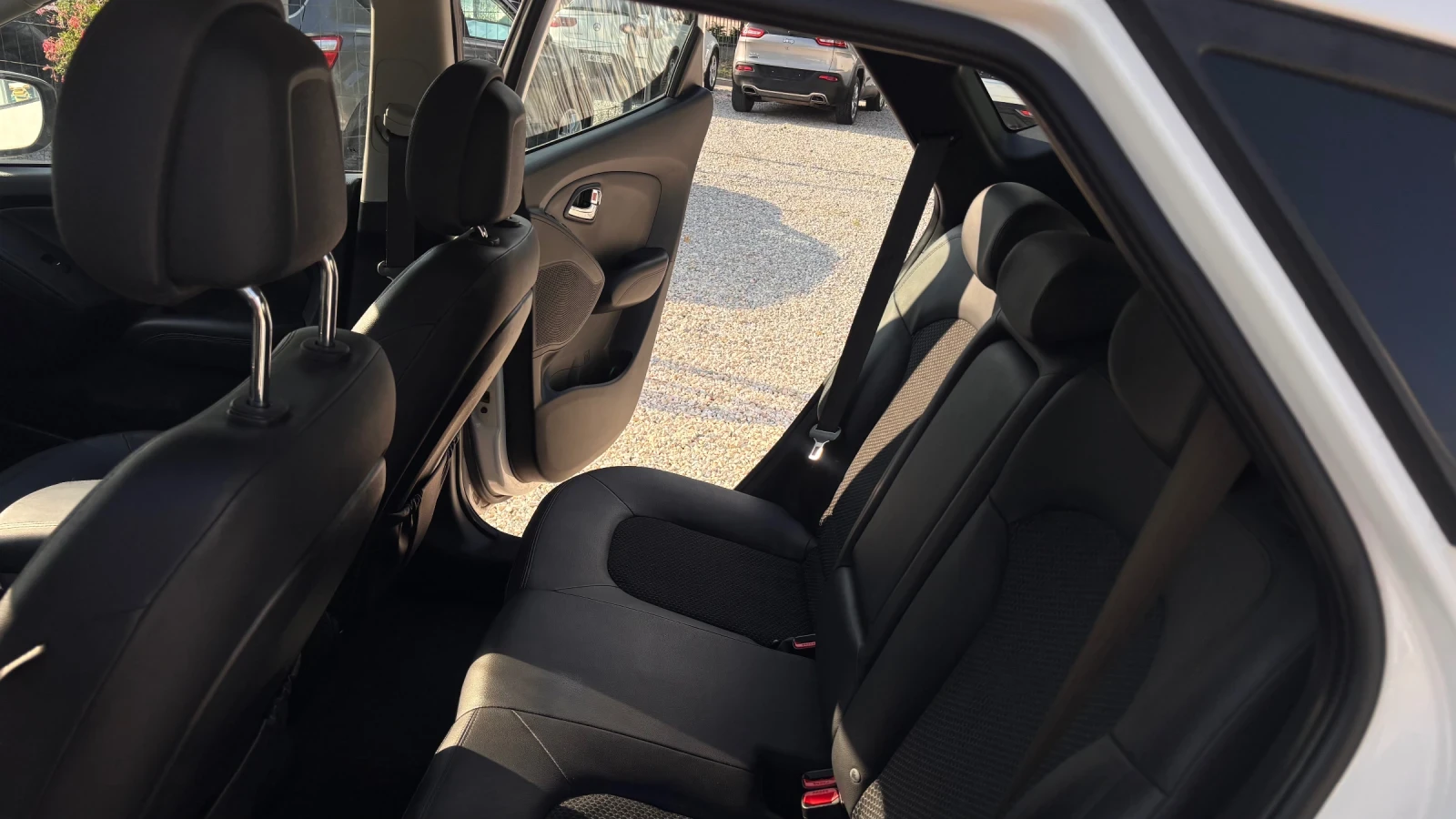 Hyundai IX35 Нов внос от Италия 1, 7 мотор , снимка 6 - Автомобили и джипове - 55210842