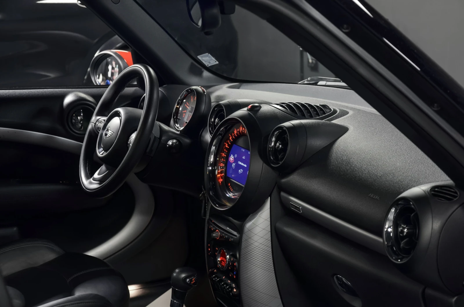 Mini Countryman SD ALL4 PARK LANE, снимка 14 - Автомобили и джипове - 55386888