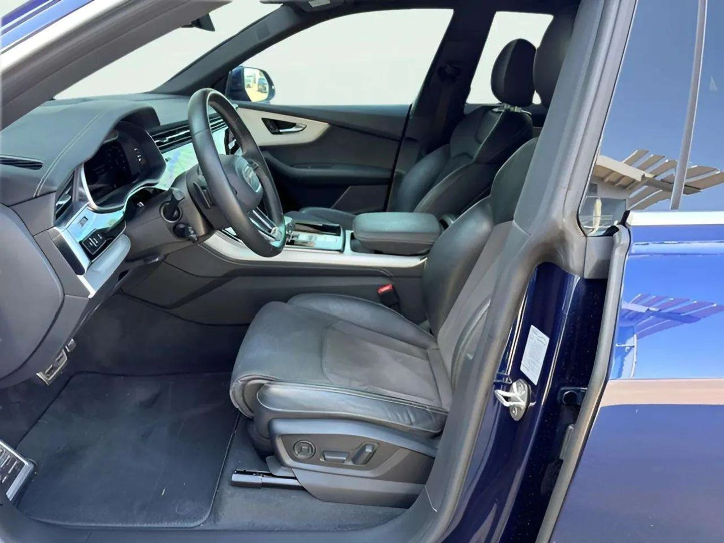 Audi Q8, снимка 6 - Автомобили и джипове - 55482956