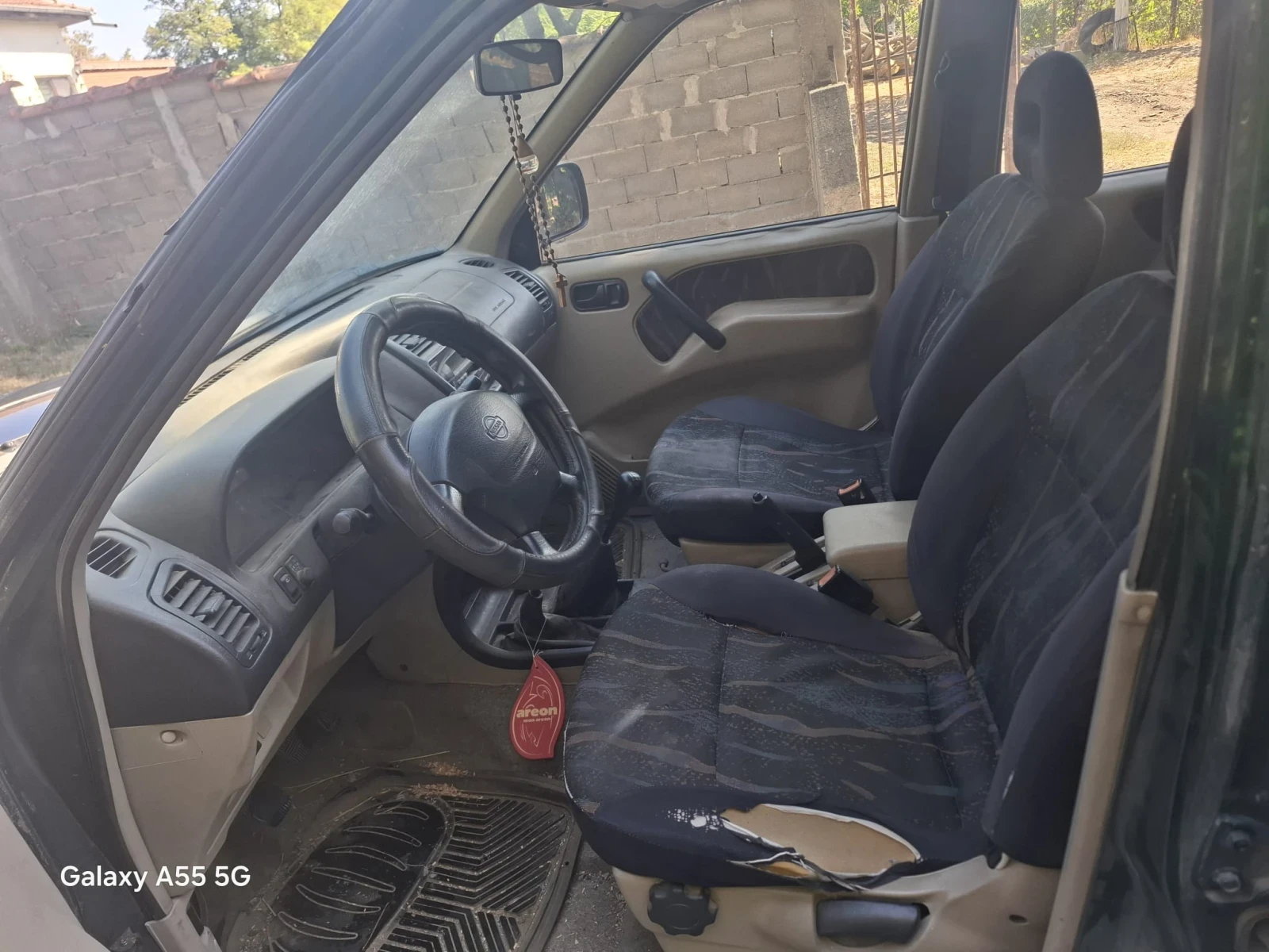 Nissan Terrano, снимка 6 - Автомобили и джипове - 56275917
