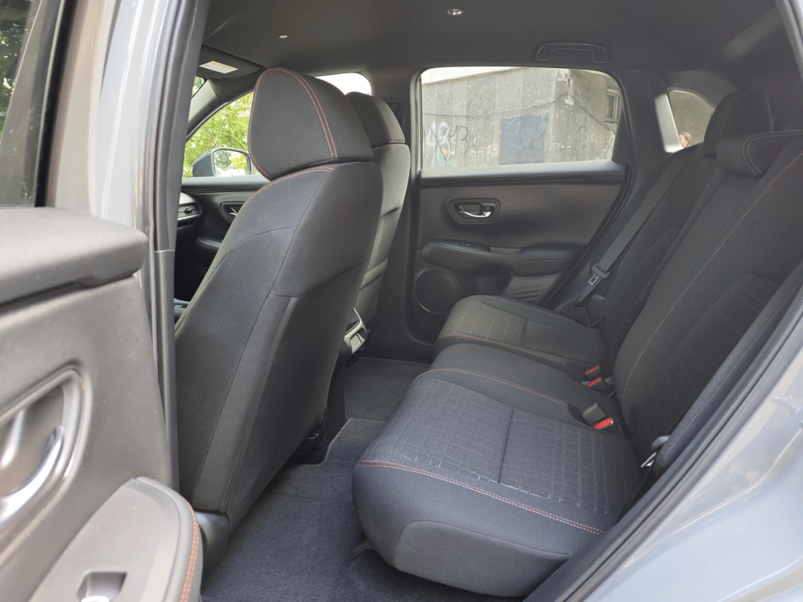Honda Hr-v 4х4, снимка 13 - Автомобили и джипове - 56566011