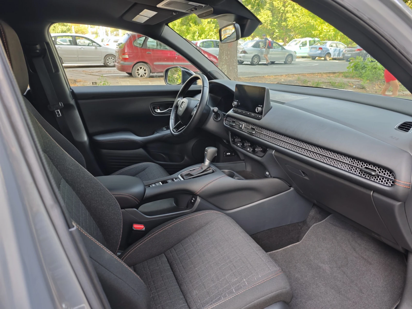 Honda Hr-v 4х4, снимка 8 - Автомобили и джипове - 56566011