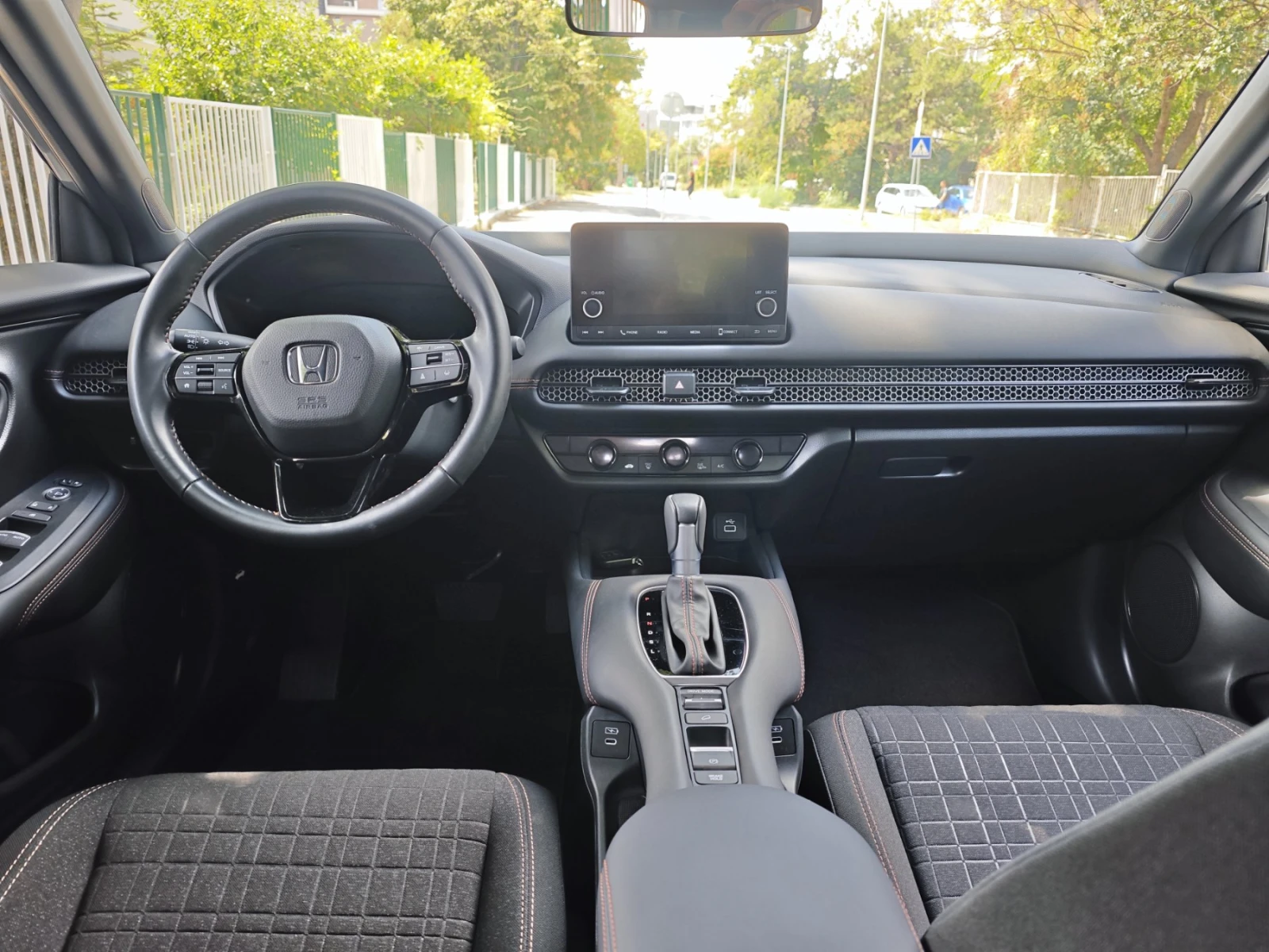Honda Hr-v 4х4, снимка 16 - Автомобили и джипове - 56566011