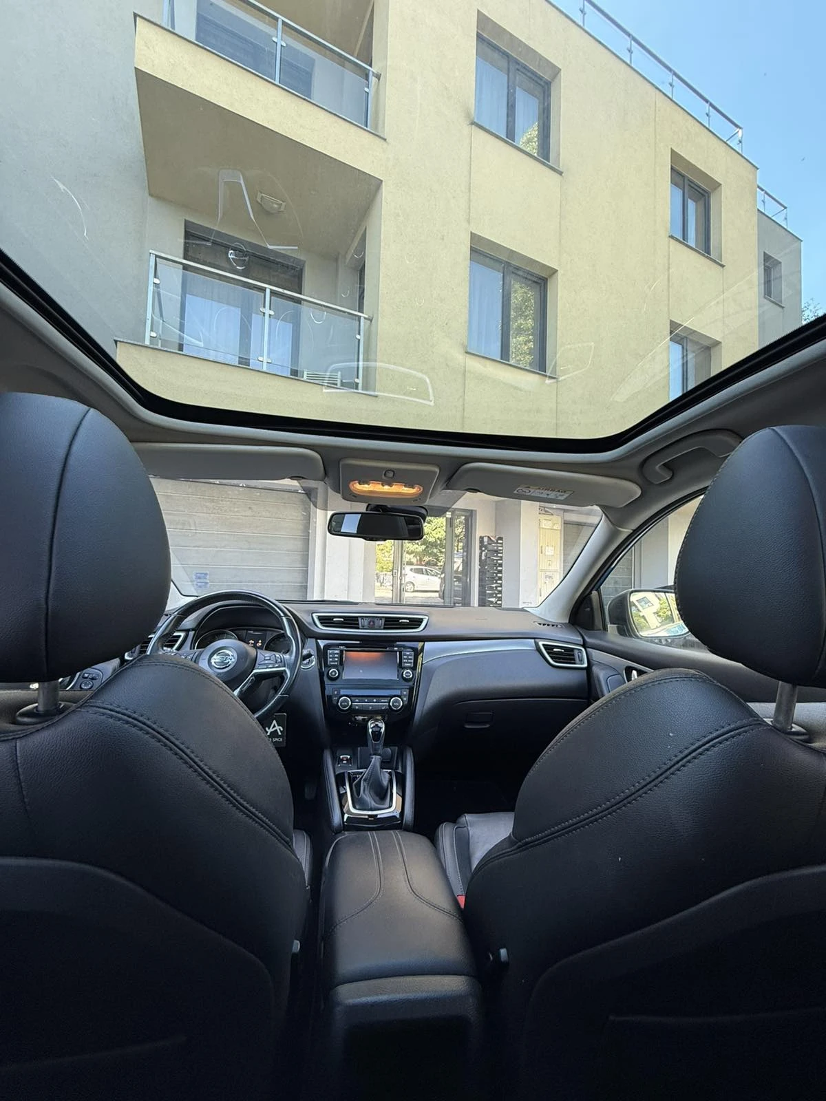Nissan Qashqai 1.2 DIG-T Automatic Tekna, снимка 7 - Автомобили и джипове - 56583301