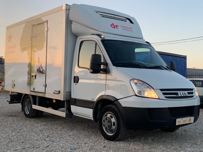 Iveco Daily  50С18 ХЛАДИЛЕН + КЛИМА.Б категория, снимка 2 - Бусове и автобуси - 48742377