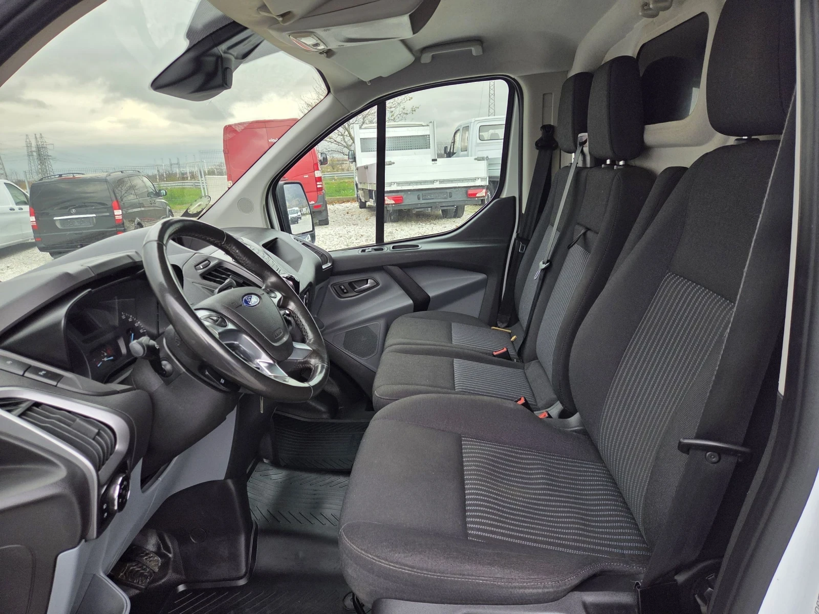 Ford Transit Custom TDCi, Хладилен, Две странични врати, Климатик - изображение 9