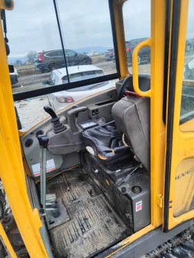 Багер Volvo EC 20, снимка 4