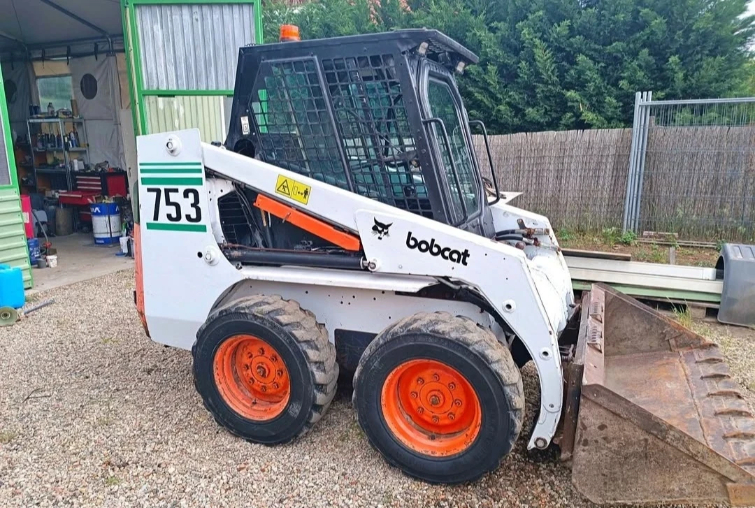 Челен товарач Cat Bobcat 753