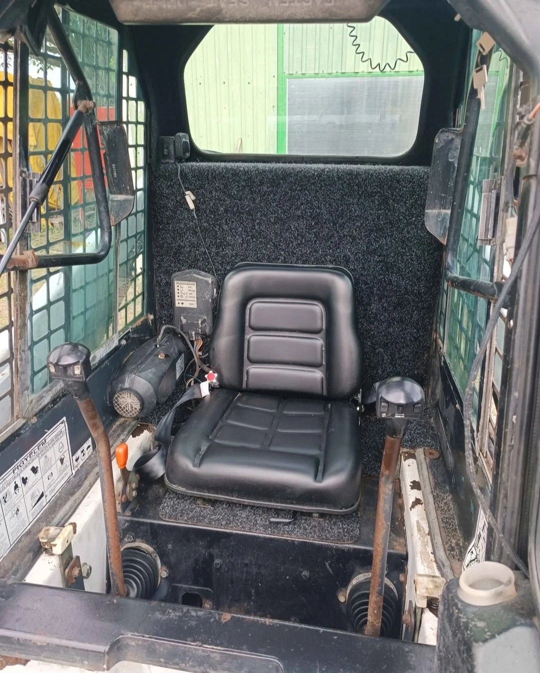 Челен товарач Cat Bobcat 753, снимка 6 - Индустриална техника - 54956060