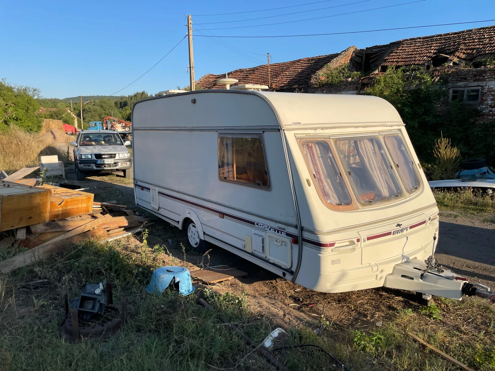 Каравана Swift, снимка 2 - Каравани и кемпери - 54058046