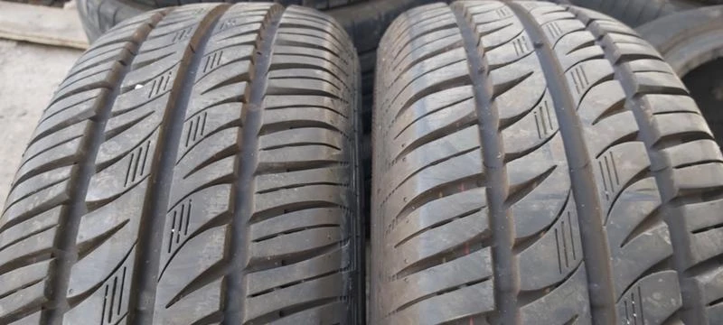 Гуми Летни 205/70R14, снимка 1 - Гуми и джанти - 32907127