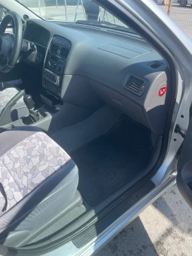 Toyota Avensis 1.6 , снимка 7