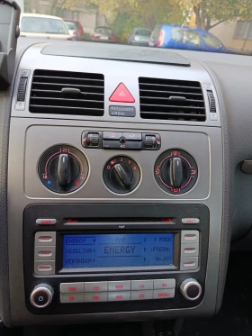 VW Touran - 2200 € / 4302.83 лв. - 99887920 2