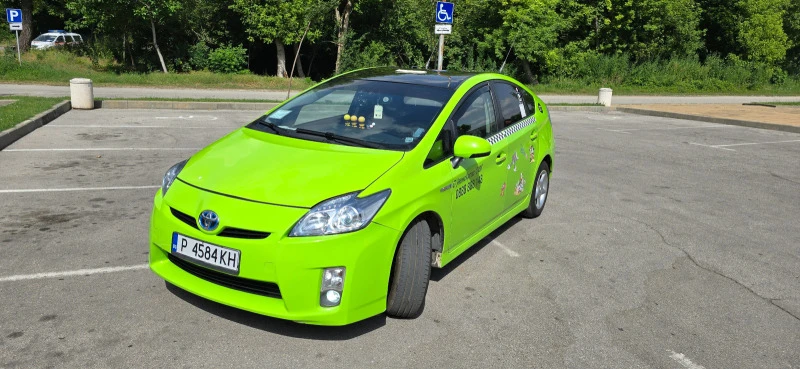 Toyota Prius, снимка 1 - Автомобили и джипове - 47507090