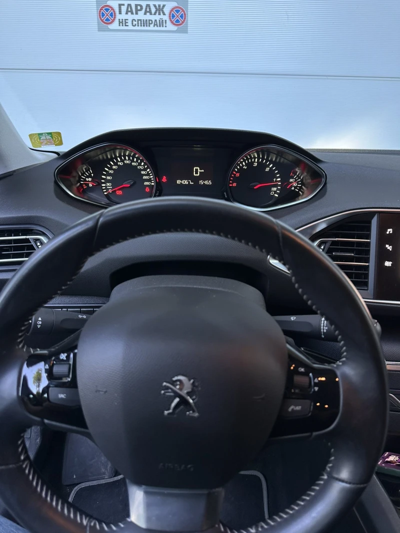 Peugeot 308 1.5 BlueHDI, снимка 15 - Автомобили и джипове - 47241212