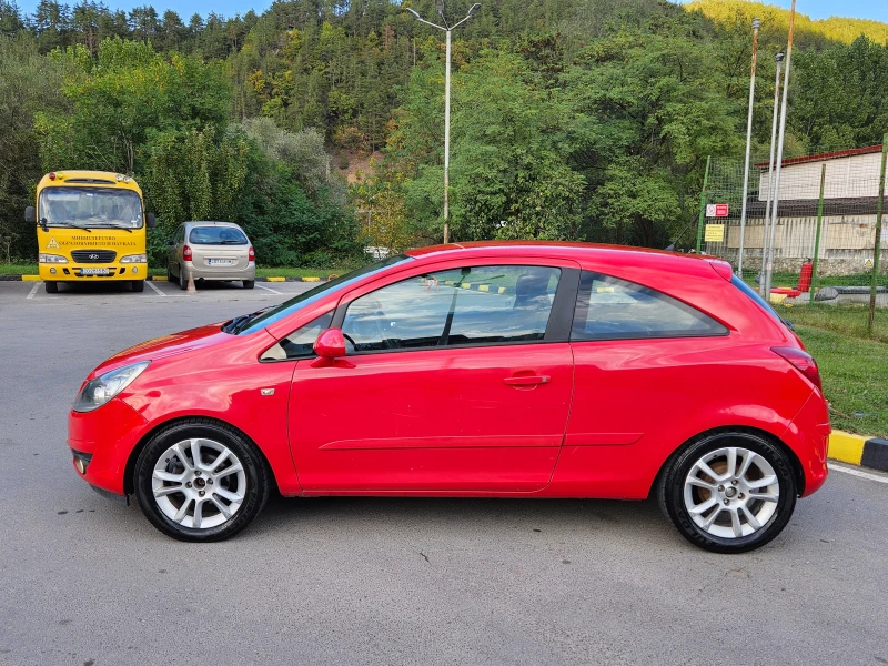 Opel Corsa 1.2 Газ/Климатик, снимка 3 - Автомобили и джипове - 47544251