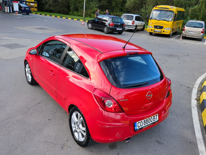 Opel Corsa 1.2 Газ/Климатик, снимка 5 - Автомобили и джипове - 47544251