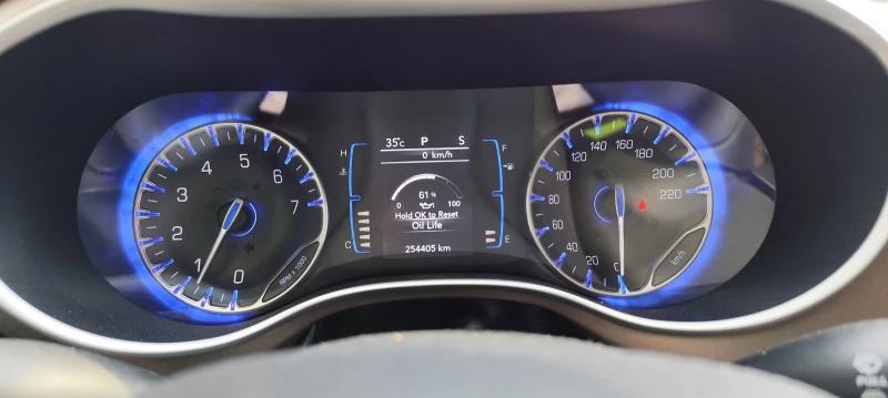 Chrysler Pacifica 3, 6, снимка 14 - Автомобили и джипове - 52384497