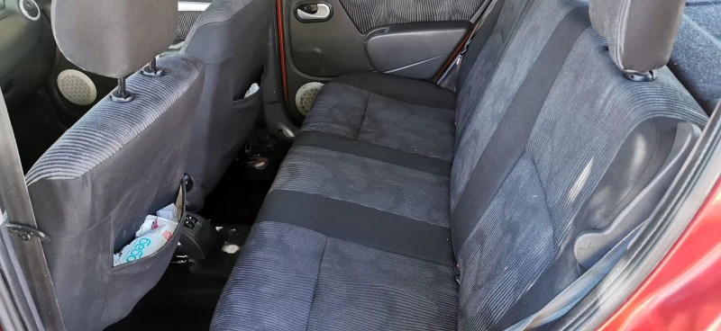 Dacia Sandero 1.6 LPG, снимка 8 - Автомобили и джипове - 51344289