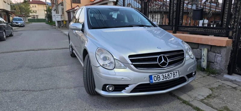 Mercedes-Benz R 320 R320 7G TRONIC 4 Matic 224кс перфектен 7 местен, снимка 8 - Автомобили и джипове - 52338122