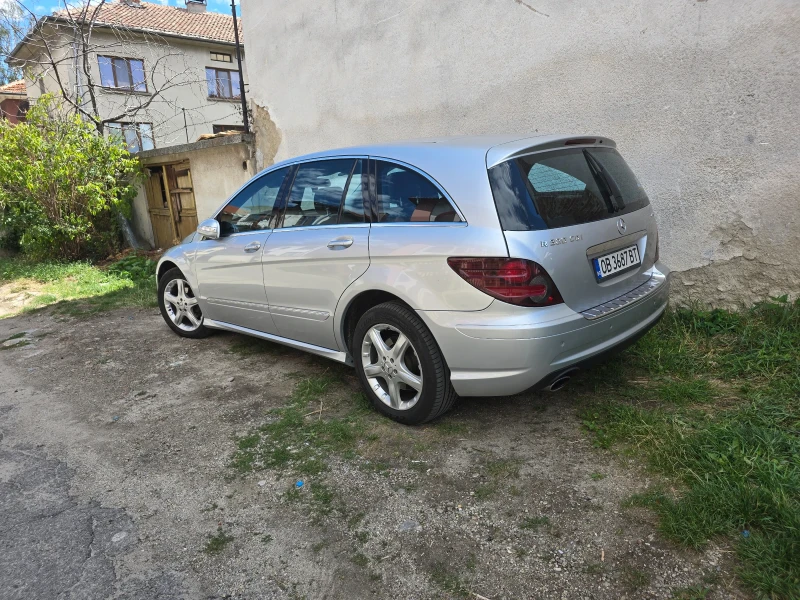 Mercedes-Benz R 320 R320 7G TRONIC 4 Matic 224кс перфектен 7 местен, снимка 17 - Автомобили и джипове - 52338122