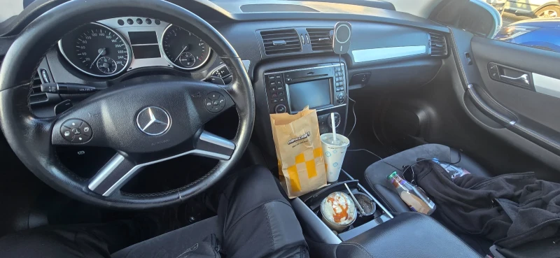 Mercedes-Benz R 320 R320 7G TRONIC 4 Matic 224кс перфектен 7 местен, снимка 15 - Автомобили и джипове - 52338122