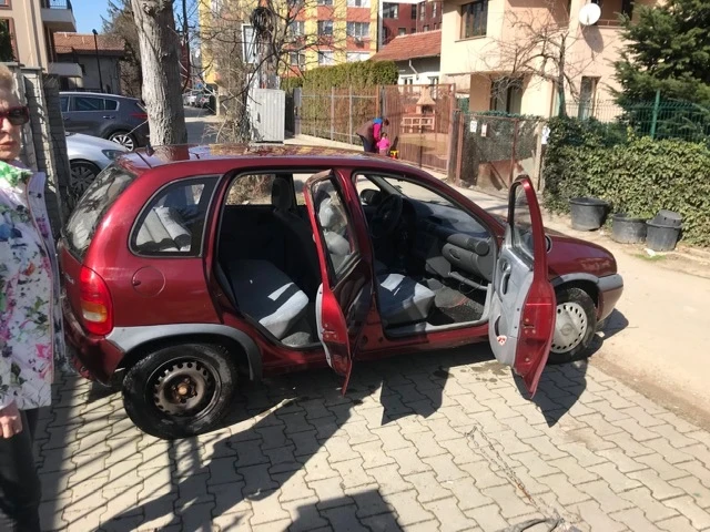 Opel Corsa 1, 2, снимка 3 - Автомобили и джипове - 49427326