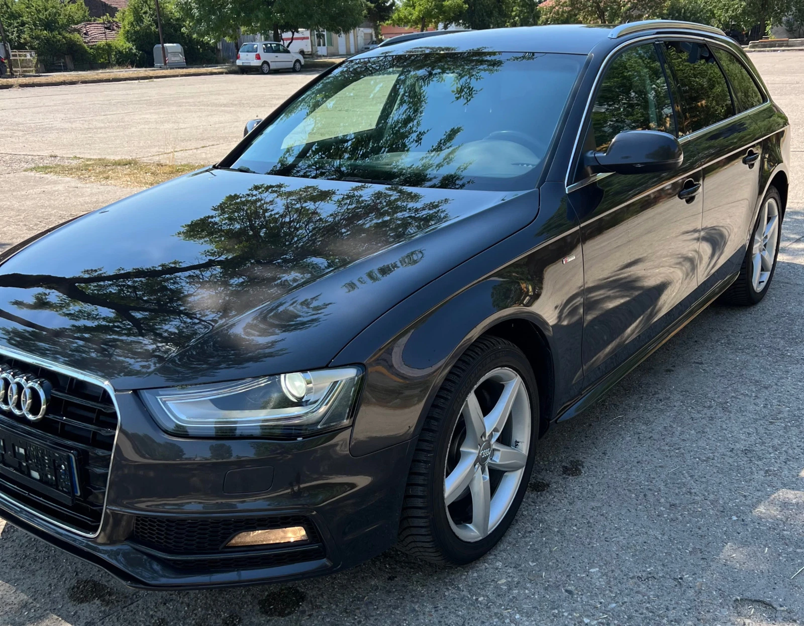 Audi A4 3.0 TDI S-LINE - изображение 4