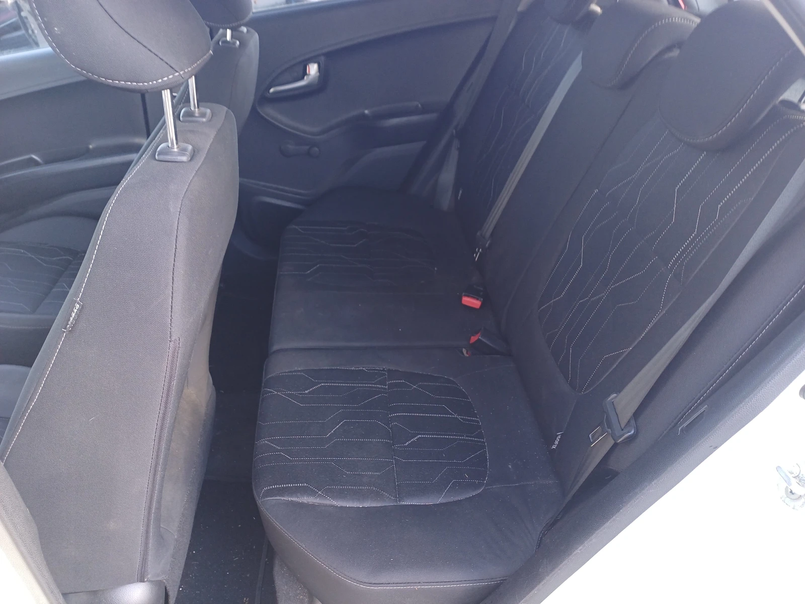Kia Picanto 1.0i-68�� | Mobile.bg � ����������� 12