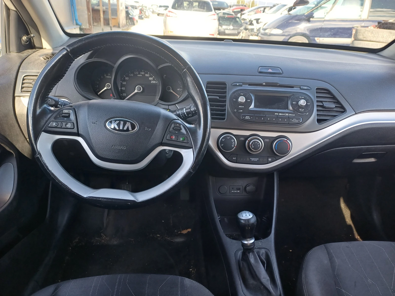 Kia Picanto 1.0i-68кс - изображение 6