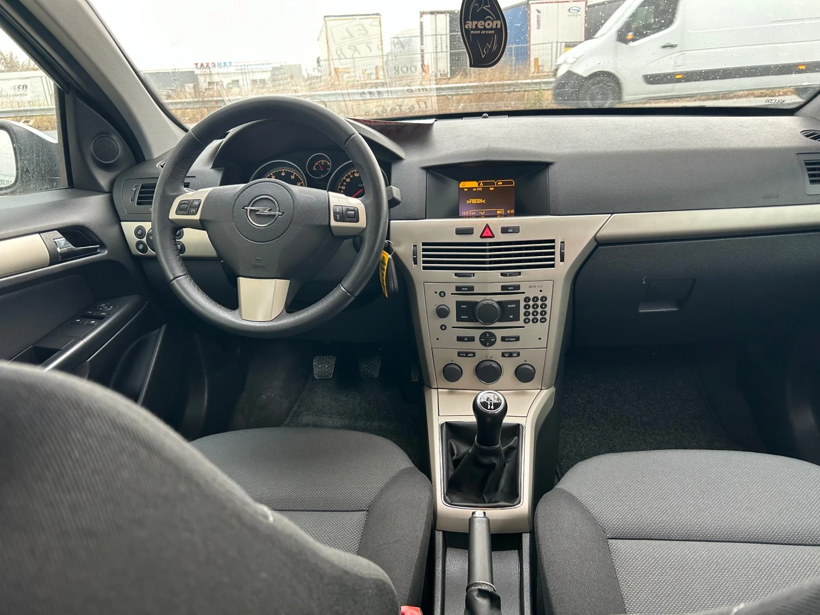 Opel Astra 1.6 i - изображение 8