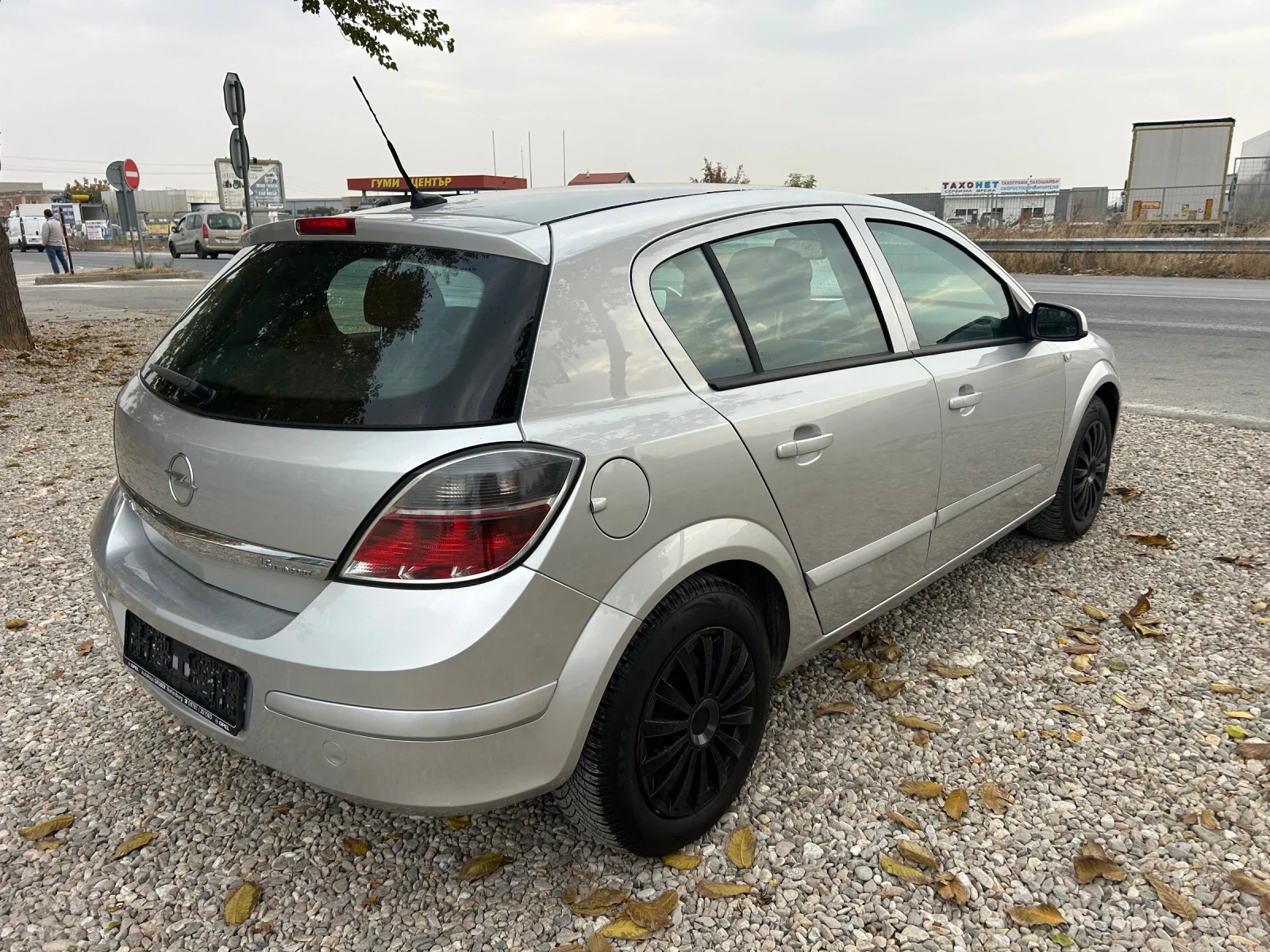 Opel Astra 1.6 i - изображение 4