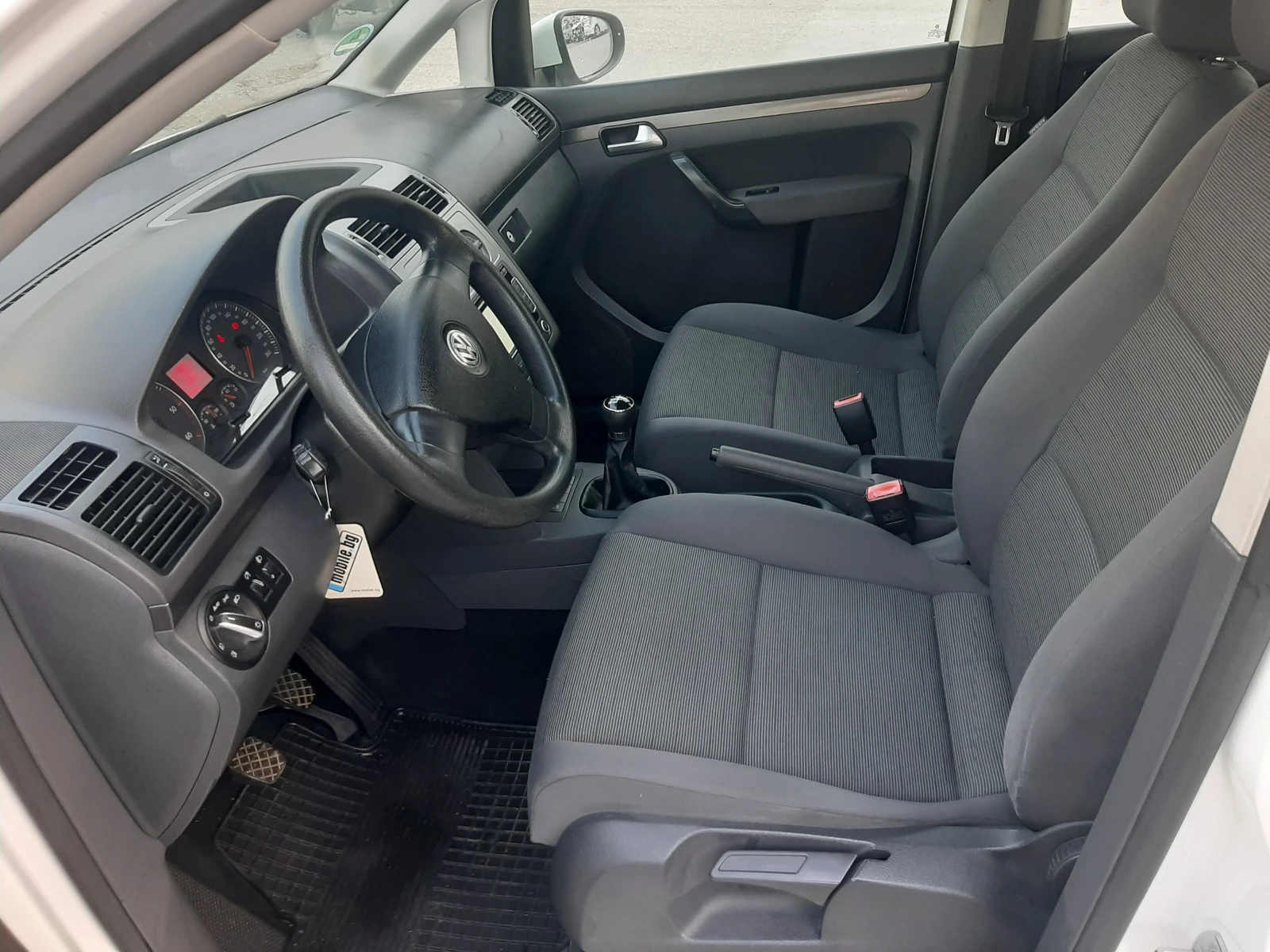 VW Touran 1.9TDI 105кс.6sk.7m. - изображение 9