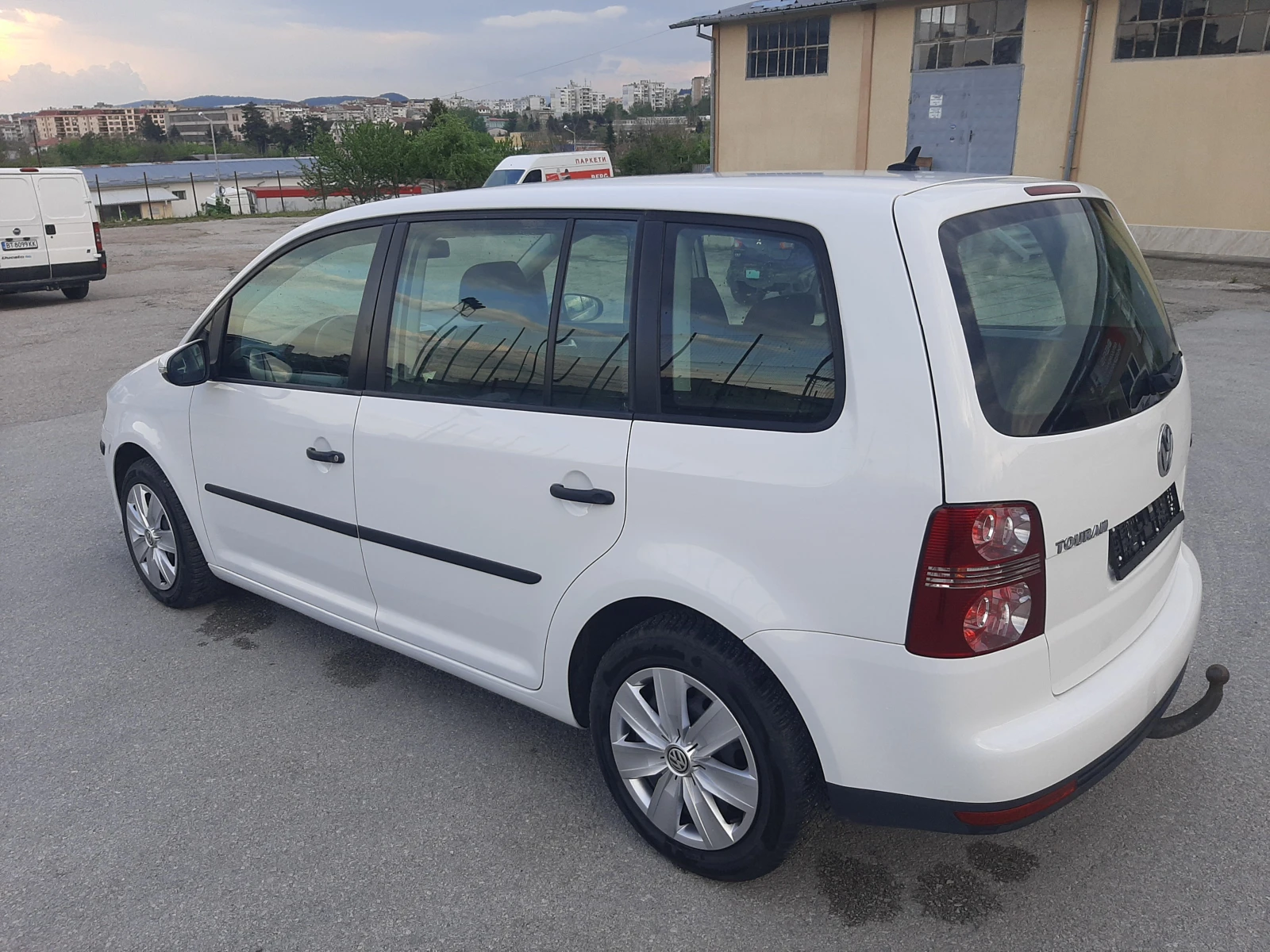 VW Touran 1.9TDI 105кс.6sk.7m. - изображение 5