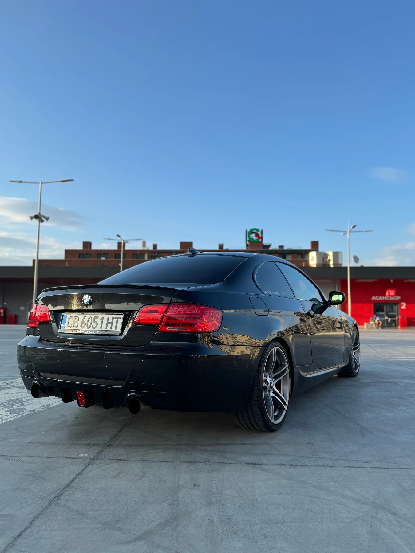 BMW 335  - изображение 5