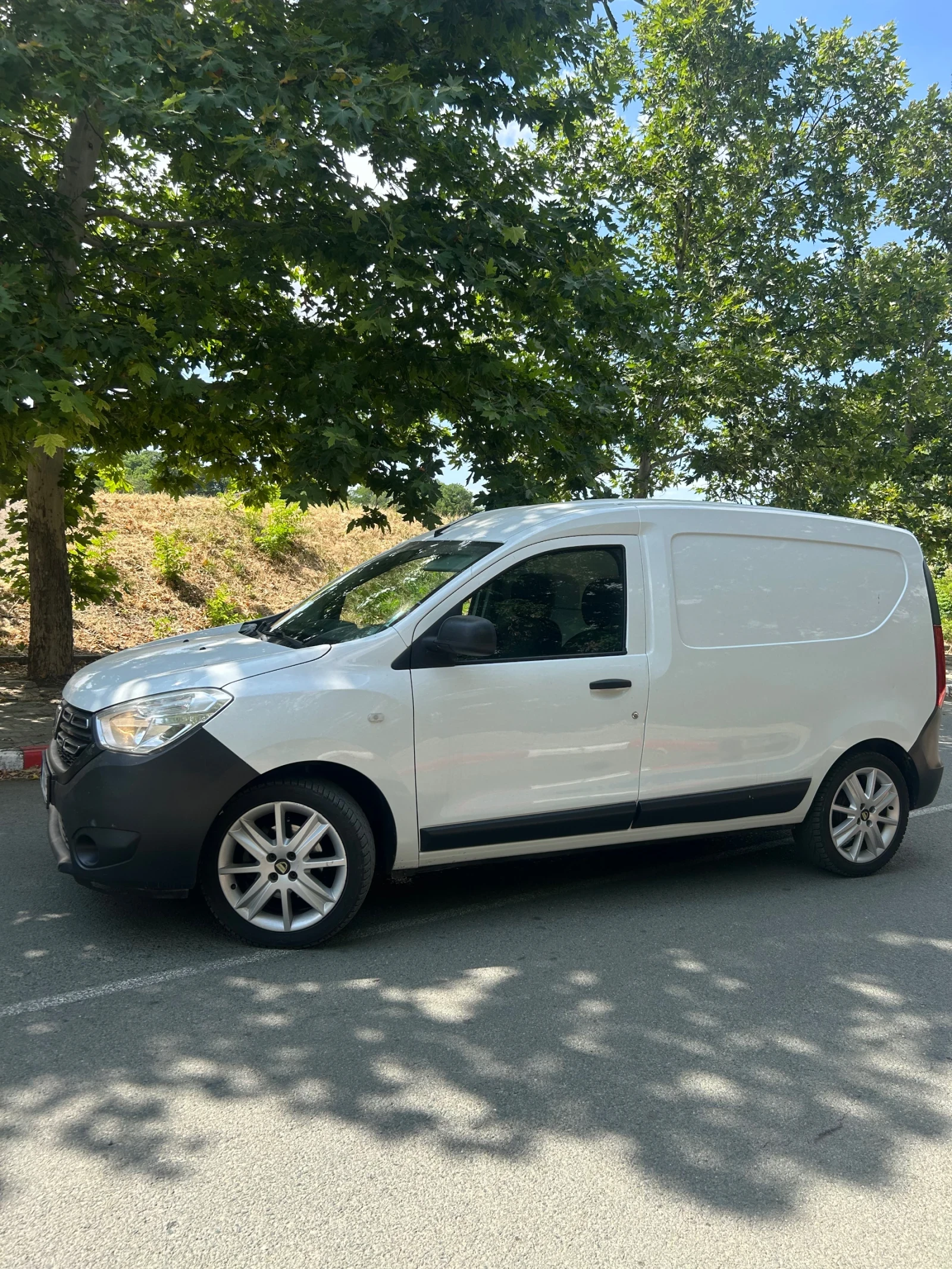 Dacia Dokker Хладилна изолация - изображение 4