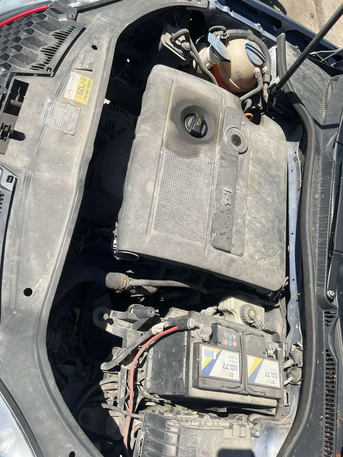 VW Golf 1.4i На Части - изображение 8