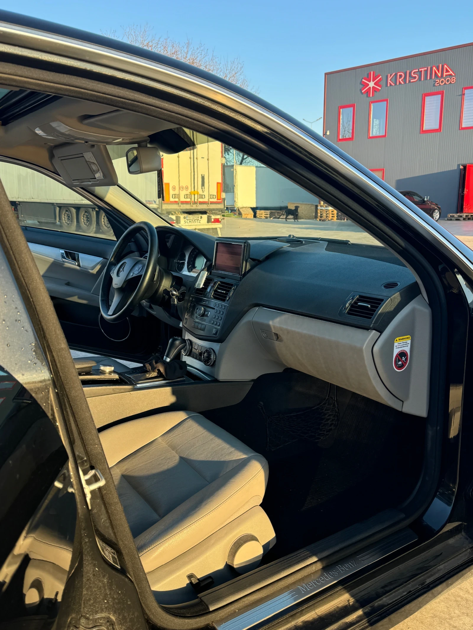 Mercedes-Benz C 320 Mercedes w204 - изображение 5